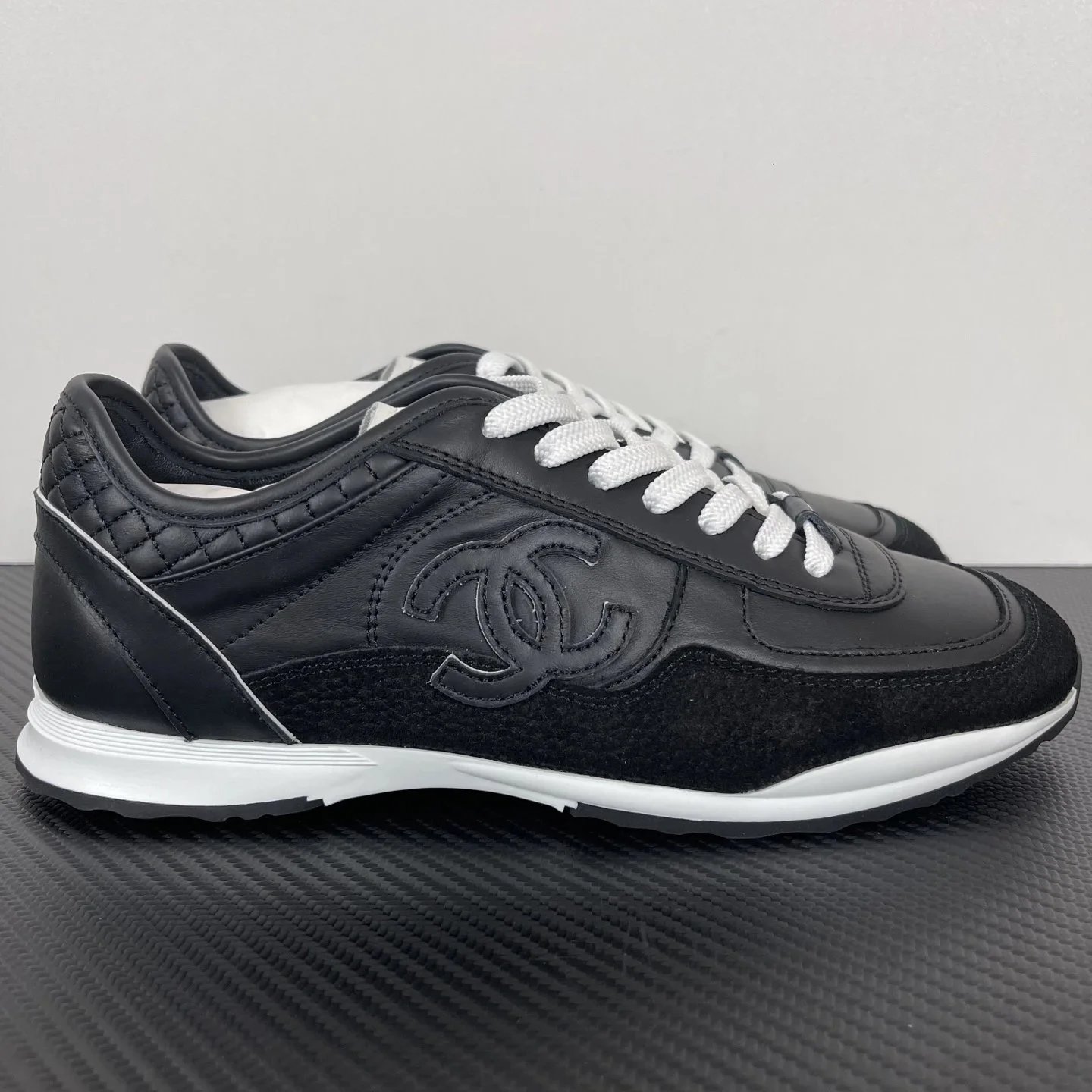 Chanel Sneakers Quilted CC Low-Top image 3