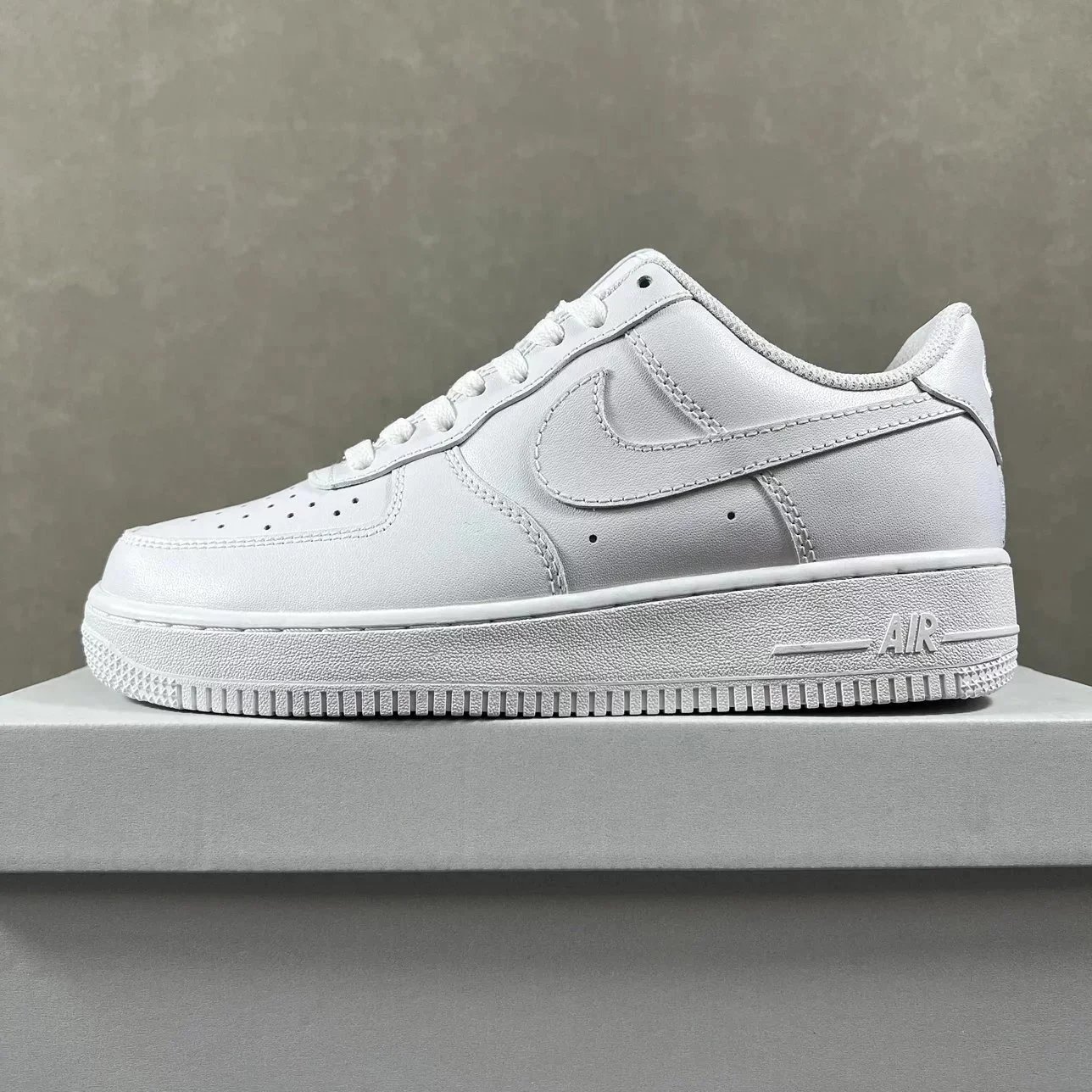Nike Air Force 1 White Classic Low Top Sneakers