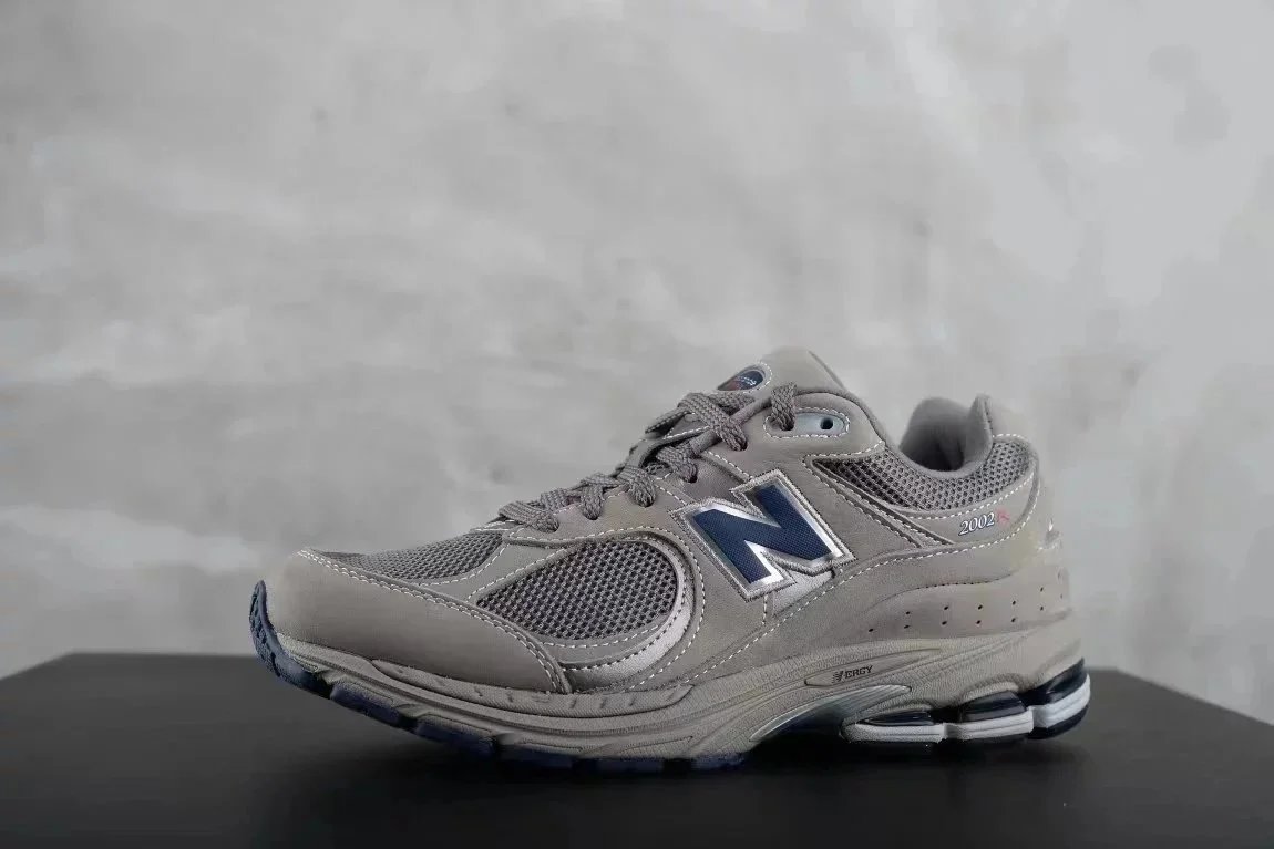 New Balance 993 Grey Olive White Retro Running Sneakers