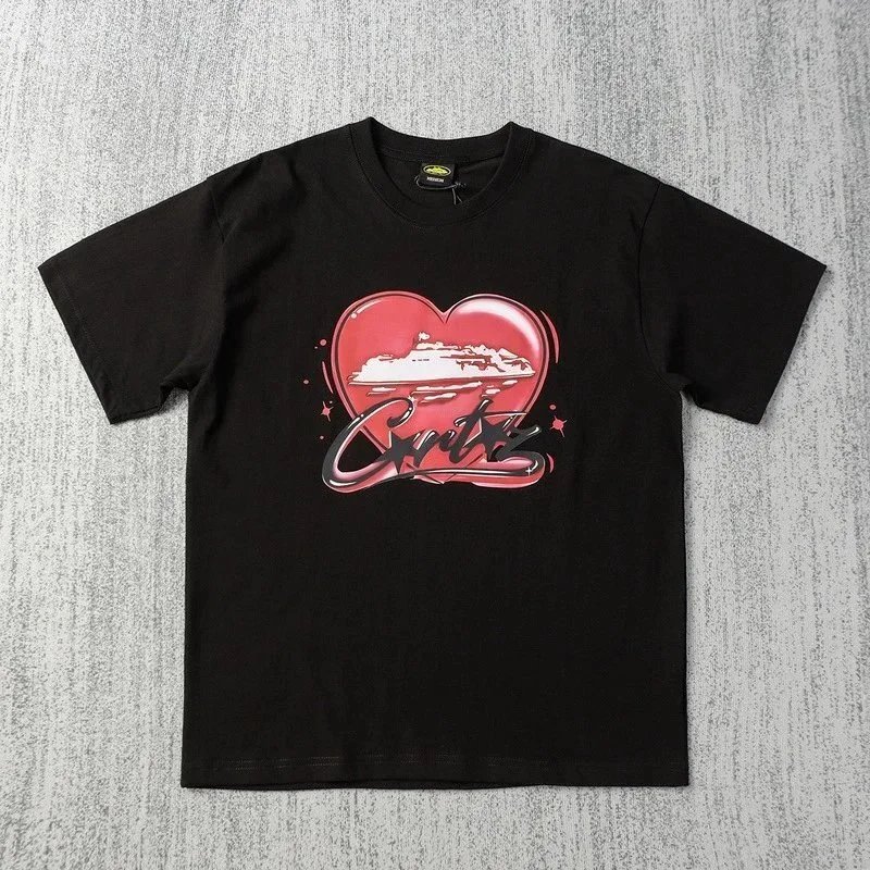 Heart Graphic Print White Black Streetwear T-Shirt
