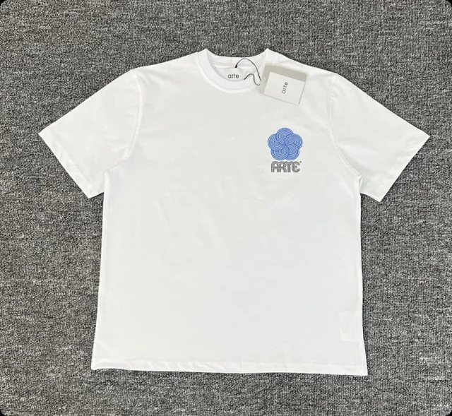 Arte T-Shirts Graphic Print T-Shirt product detail image 18