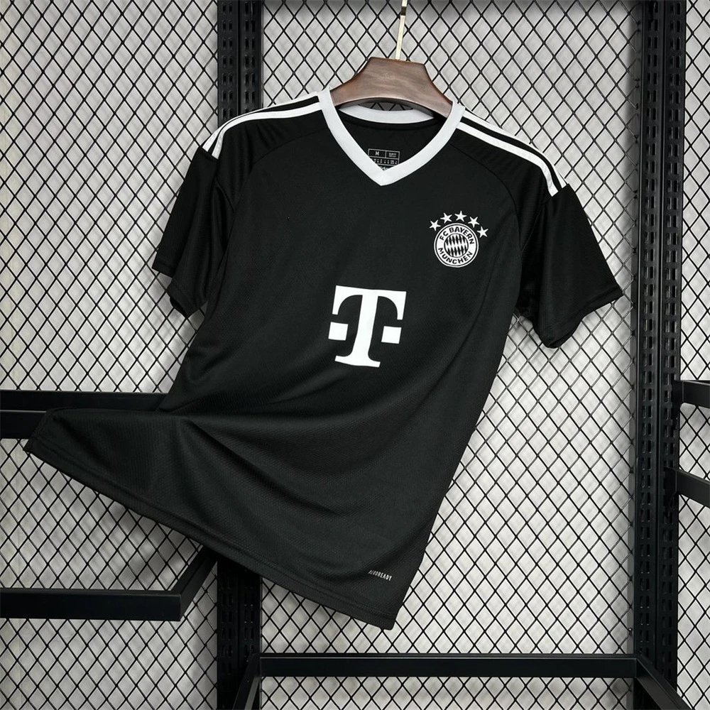 Adidas Football Jerseys FC Bayern München short-sleeve jersey — 2425 black Bayern training suit