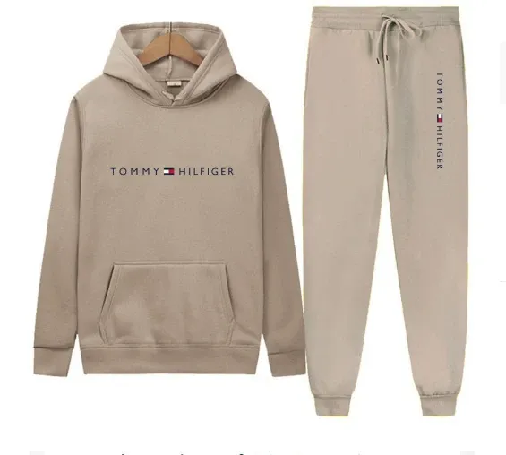 Tommy Hilfiger Classic Logo Hoodie and Jogger Sweatpants Set - 31