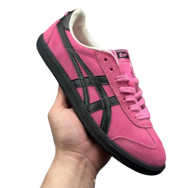 Asics Onitsuka Tiger Mexico 66 Pastel Blue and Cream Sneakers - 18
