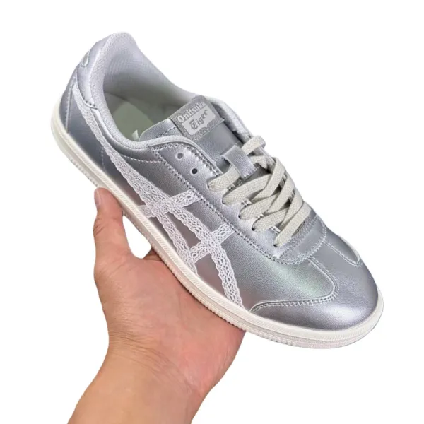 Asics Onitsuka Tiger Mexico 66 Pastel Blue and Cream Sneakers - 19