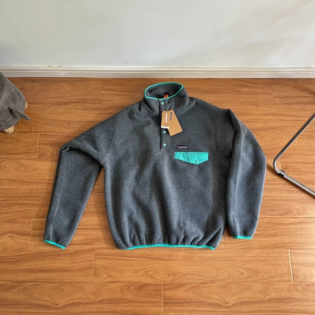 Patagonia Synchilla Snap-T Fleece Pullover Black with Blue Trim - 29