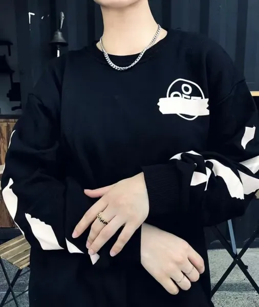Off-White Arrow Graphic Oversized Sweatshirt - 42