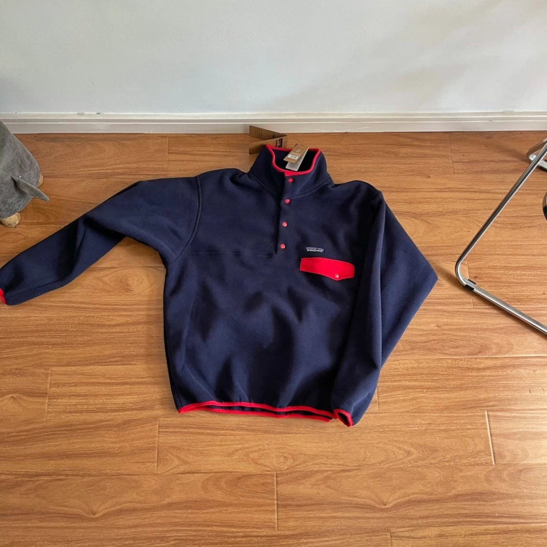 Patagonia Synchilla Snap-T Fleece Pullover Black with Blue Trim - 31