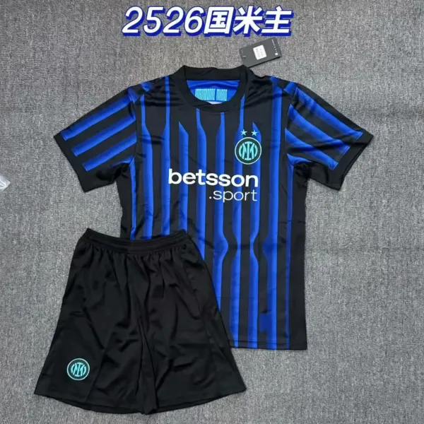 Design FC Bayern Munich 2023-24 Third Kit White / Green Jersey and Shorts Set Sets - 21