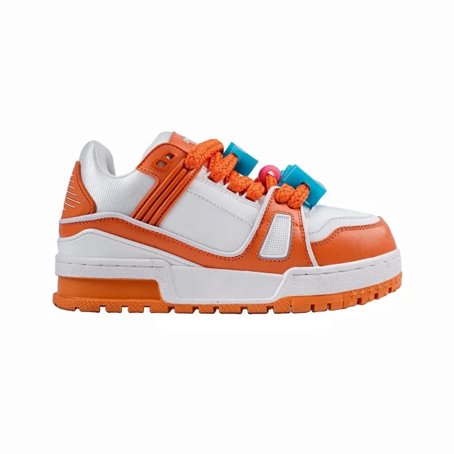 Louis Vuitton Sneakers Low-Top Monogram Panel product detail image 8
