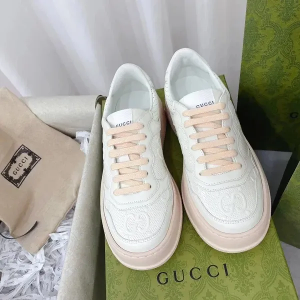 Gucci Rhyton Low-Top White and Blush Pink Chunky Sneakers - 1