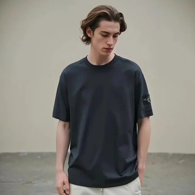 Stone Island T-Shirts Compass Graphic Short-Sleeve T-Shirt product detail image 9