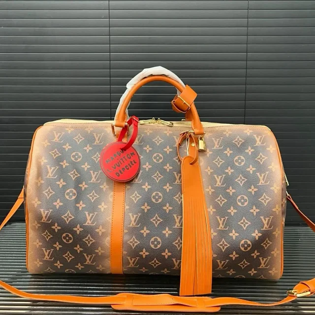 Louis Vuitton Travel Bags Monogram duffel bag with top handles and detachable shoulder strap product detail image 8