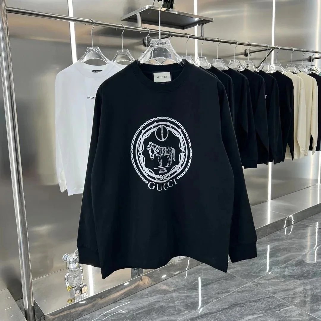 Gucci T-Shirts Graphic Logo Print — 35