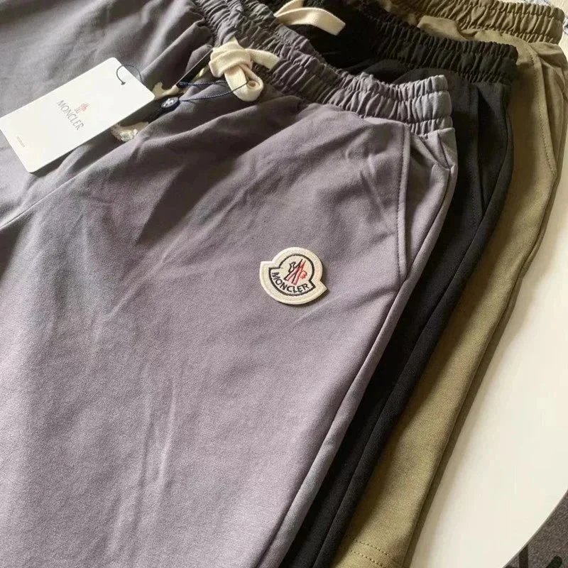 Moncler Shorts Elastic-waist drawstring with logo patch image 5