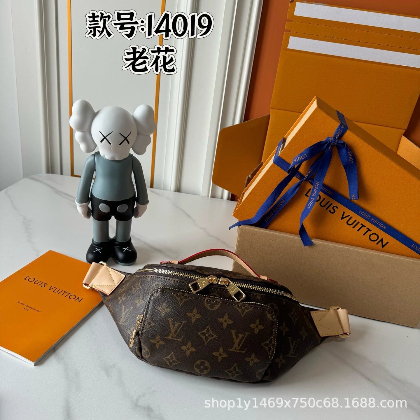 Louis Vuitton Crossbody Bags Monogram Sling Bag — 048