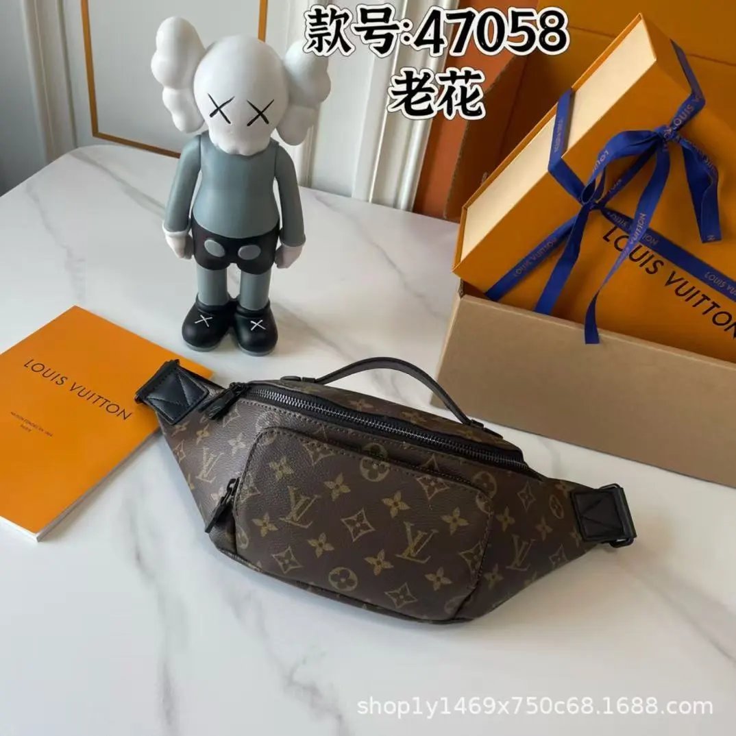 Louis Vuitton Crossbody Bags Monogram Sling Bag — 022