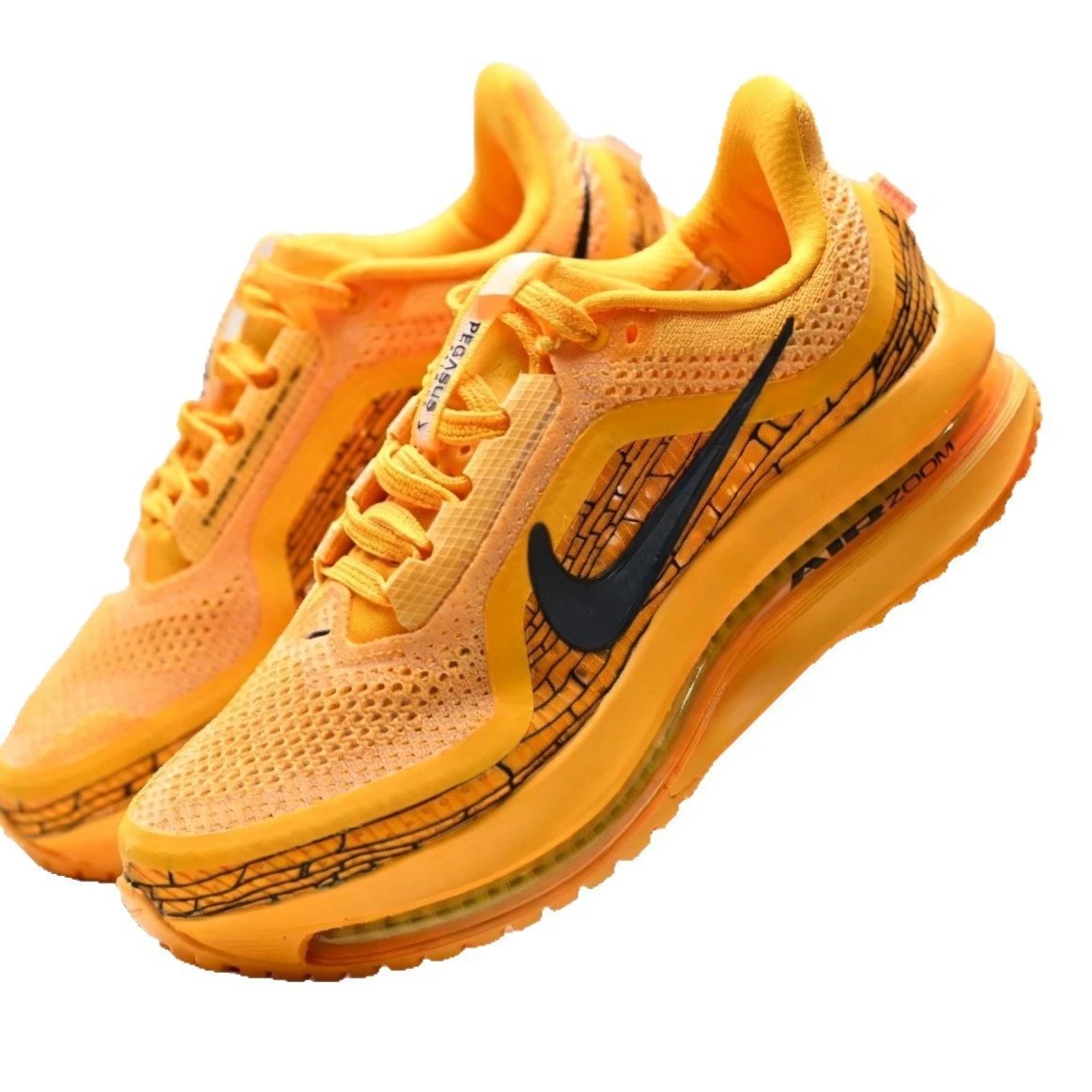 Nike Sneakers Mesh running with visible air-cushioned sole image 3
