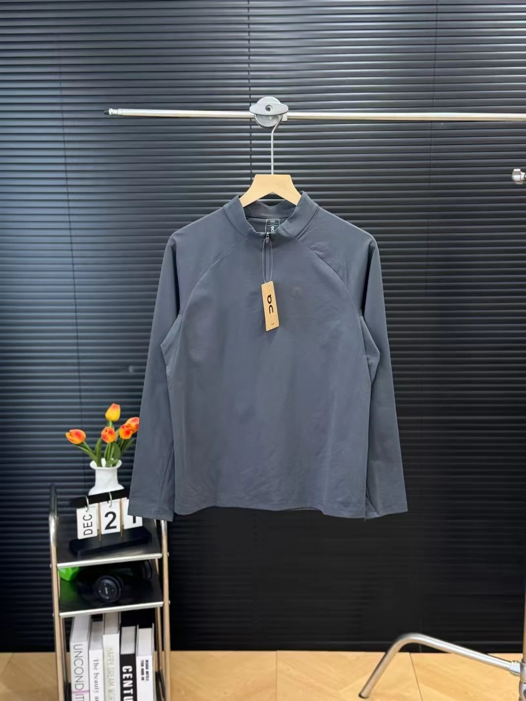 On Running Half-Zip Base Layer White Top - 10
