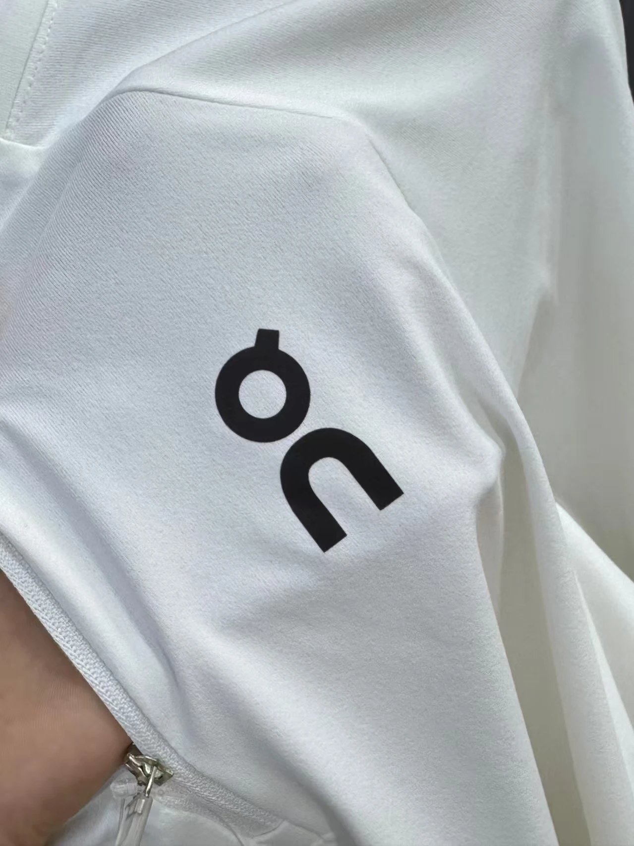 On Running Half-Zip Base Layer White Top - 6