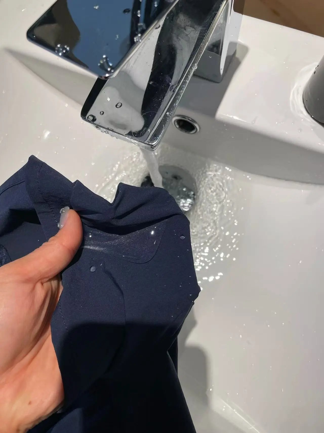 Alo Yoga Flow Shorts White Navy Black + Tank Top Set - 9