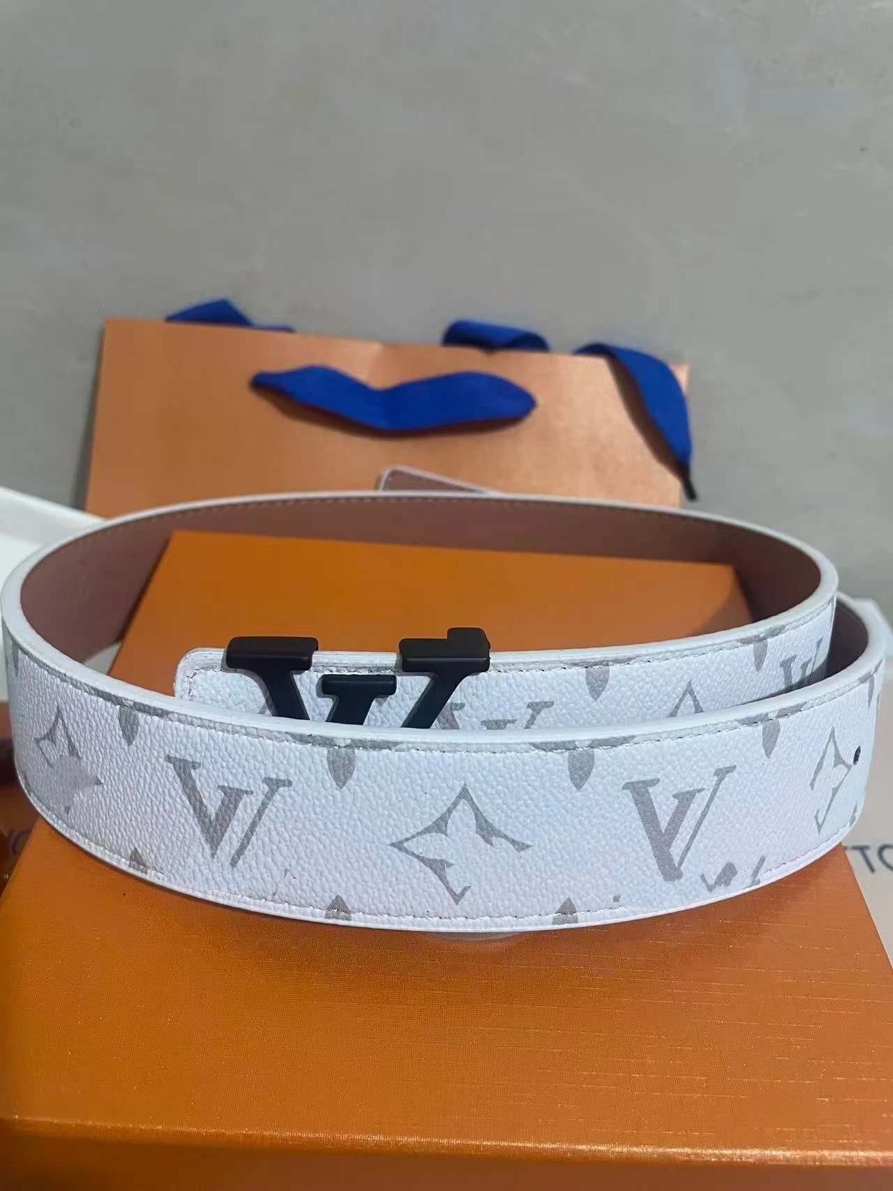 White Floral Black Buckle