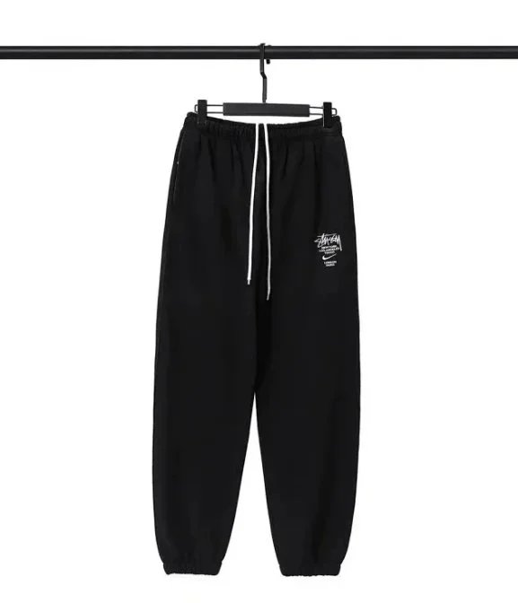 黑色裤子--字母标