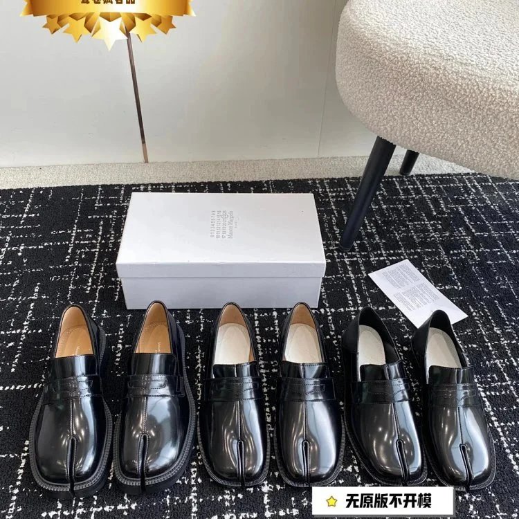 佛山精选mm Mason Margila马吉24ss新款 Tabi分趾鞋 mm6系带乐福鞋 单鞋 乐福鞋 小皮鞋 踩跟鞋 mm6系带小皮鞋WhatsApp86 13055698157 2