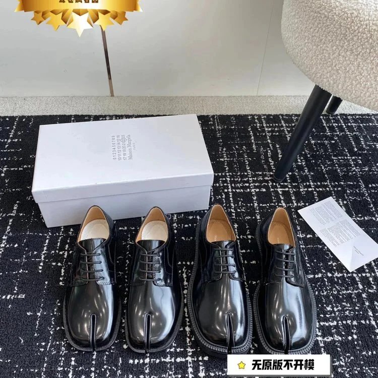 佛山精选mm Mason Margila马吉24ss新款 Tabi分趾鞋 mm6系带乐福鞋 单鞋 乐福鞋 小皮鞋 踩跟鞋 mm6系带小皮鞋WhatsApp86 13055698157