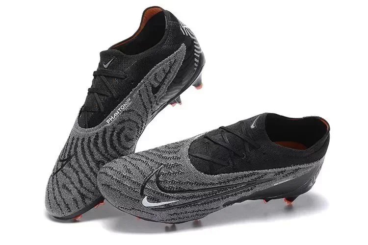 Nike Phantom football boots product photo 1