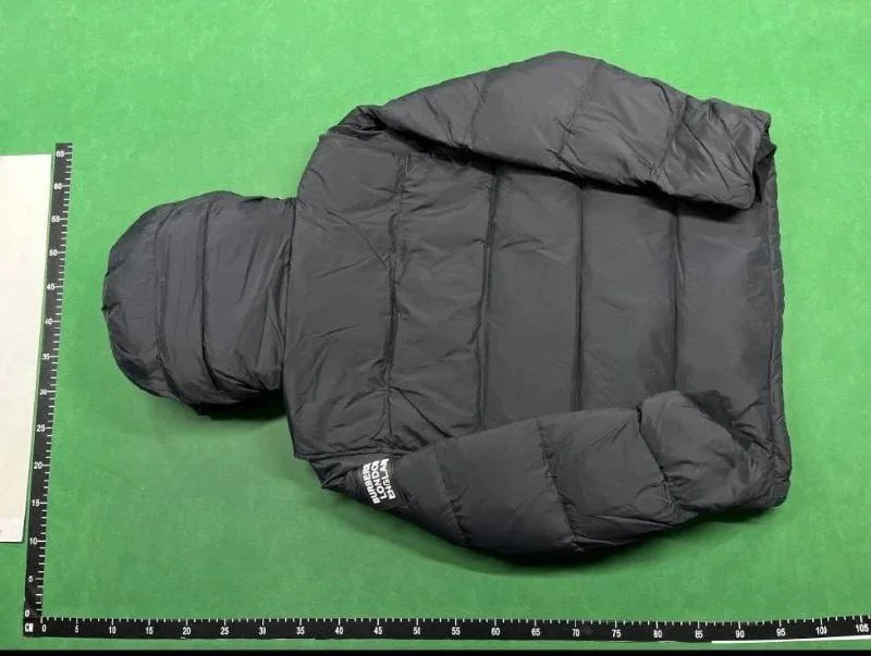 Burberry London black puffer jacket product photo 3