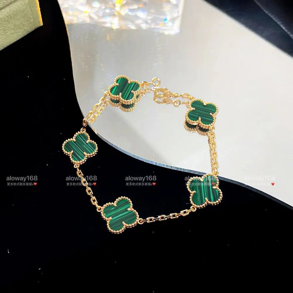 Unbranded Jewelry Clover Motif Chain Bracelet — Style 9