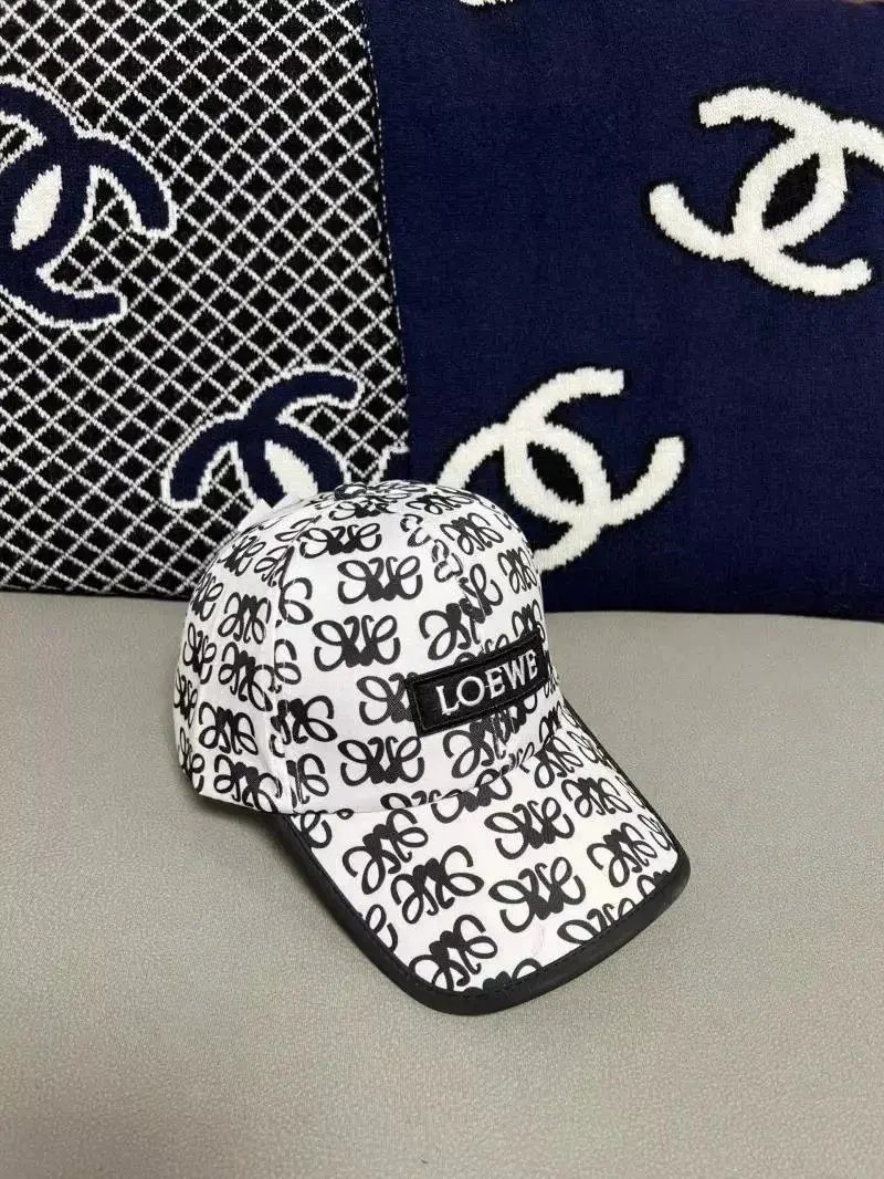 Balenciaga Hats Logo-Print Baseball Cap — Style 29
