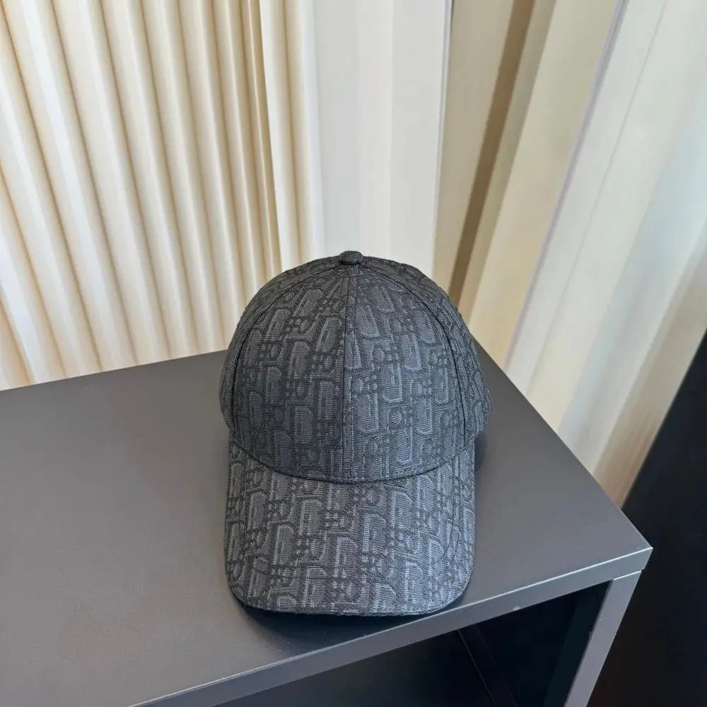 Balenciaga Hats Logo-Print Baseball Cap — Style 37