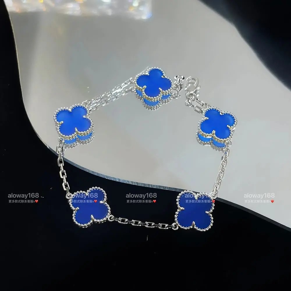 Unbranded Jewelry Clover Motif Chain Bracelet — Style 19