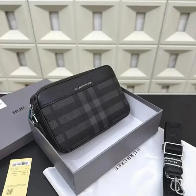 Unbranded Crossbody Bags Black and grey plaid zip bag product detail image 4