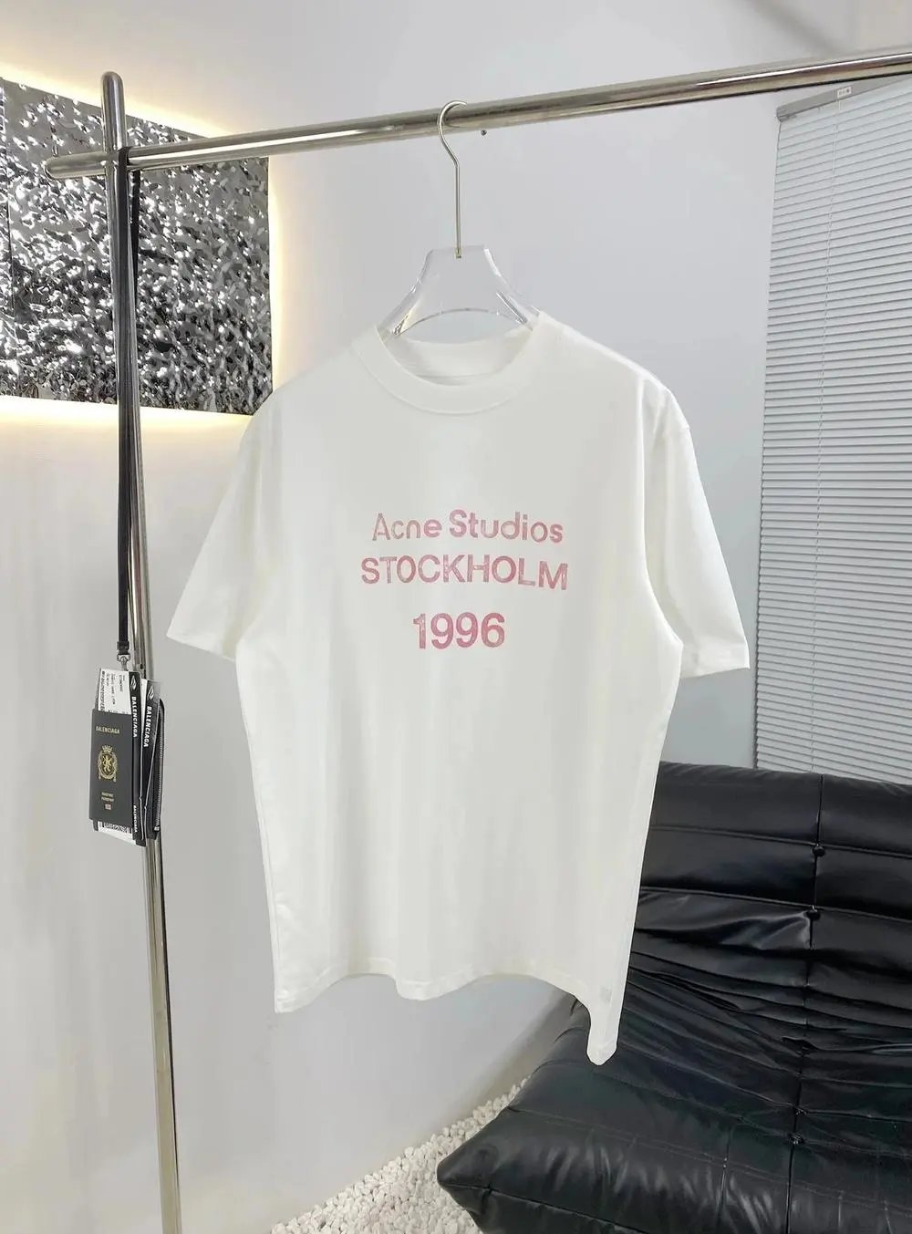 Acne Studios T-Shirts Short-Sleeve Logo Graphic T-Shirt — Style 15