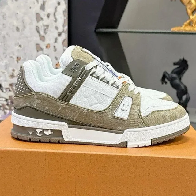 Louis Vuitton Sneakers LV Trainer low-top product detail image 3