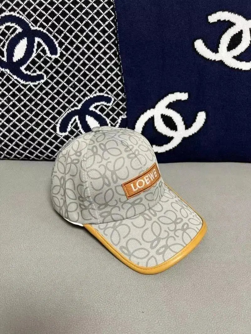 Balenciaga Hats Logo-Print Baseball Cap — Style 30