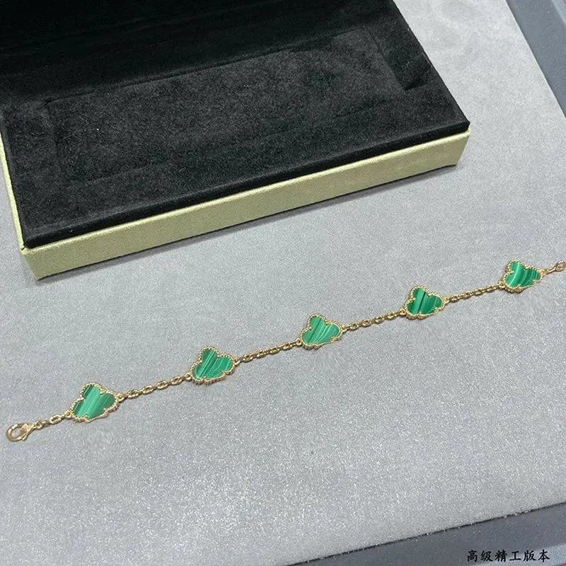Unbranded Jewelry Clover Motif Chain Bracelet — Style 9