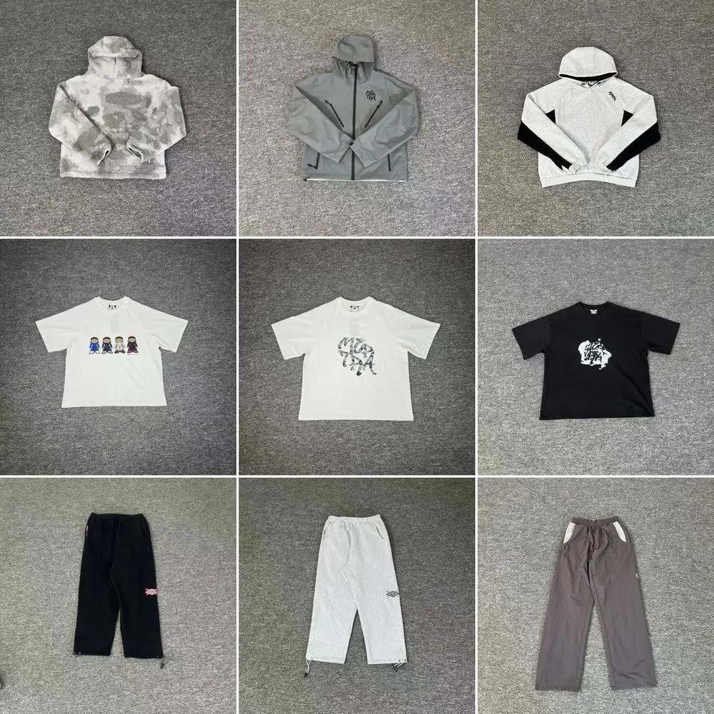 Mertra Hoodie