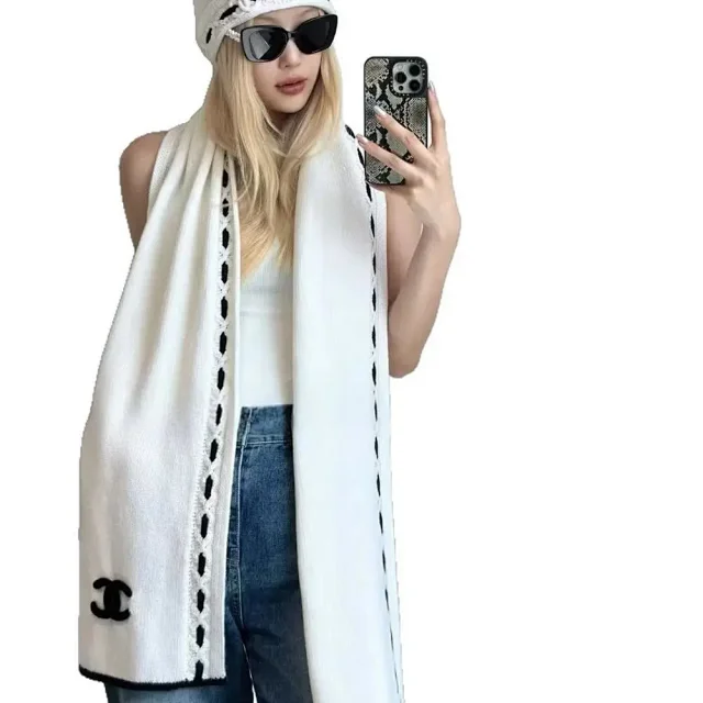 Chanel Scarves Knitted CC Logo Scarf product detail image 6
