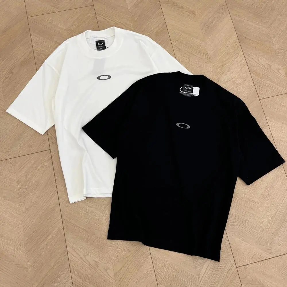 OAK T-shirt