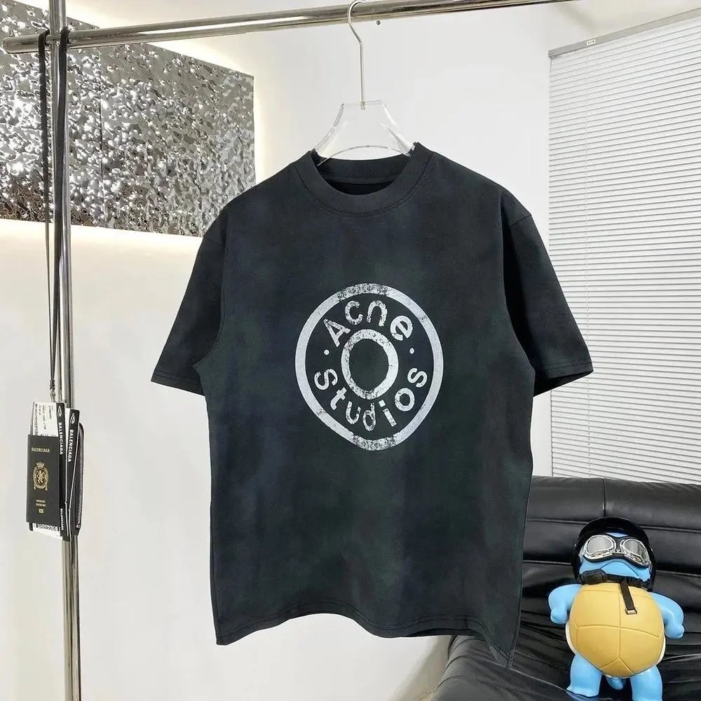 Acne Studios T-Shirts Short-Sleeve Logo Graphic T-Shirt — Style 8