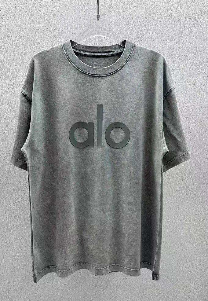Alo Yoga T-Shirts Short-Sleeve Logo Graphic T-Shirt — Style 22