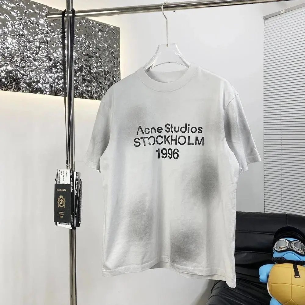 Acne Studios T-Shirts Short-Sleeve Logo Graphic T-Shirt — Style 9