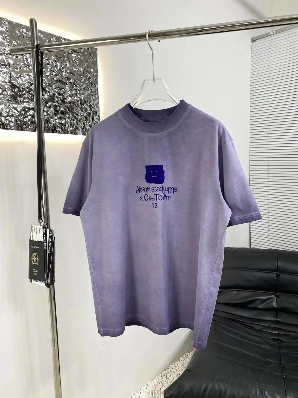 Acne Studios T-Shirts Short-Sleeve Logo Graphic T-Shirt — Style 17