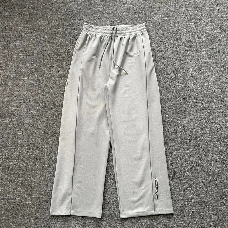 Broken Planet Market Tracksuits Zip-up track jacket and wide-leg trousers with contrast piping — Style 5
