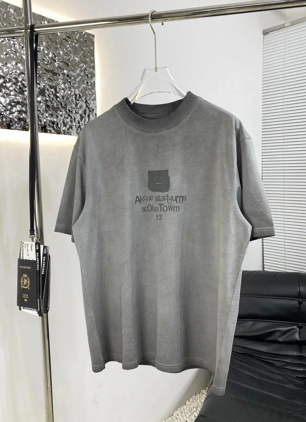 Acne Studios T-Shirts Short-Sleeve Logo Graphic T-Shirt — Style 18