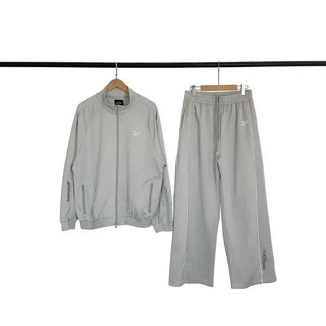 Broken Planet Market Tracksuits Zip-up track jacket and wide-leg trousers with contrast piping product detail image 4